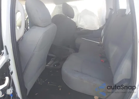 2019 Ram 1500 Classic Slt 4X2 6'4 Box из США, поврежденный, VIN 1C6RR6TT2KS571686